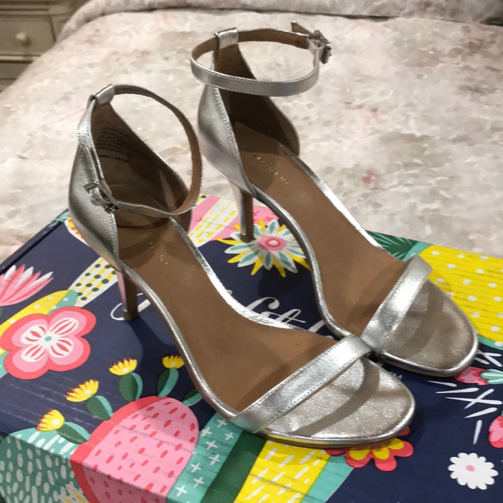 Halogen heels - Picture 2 of 4